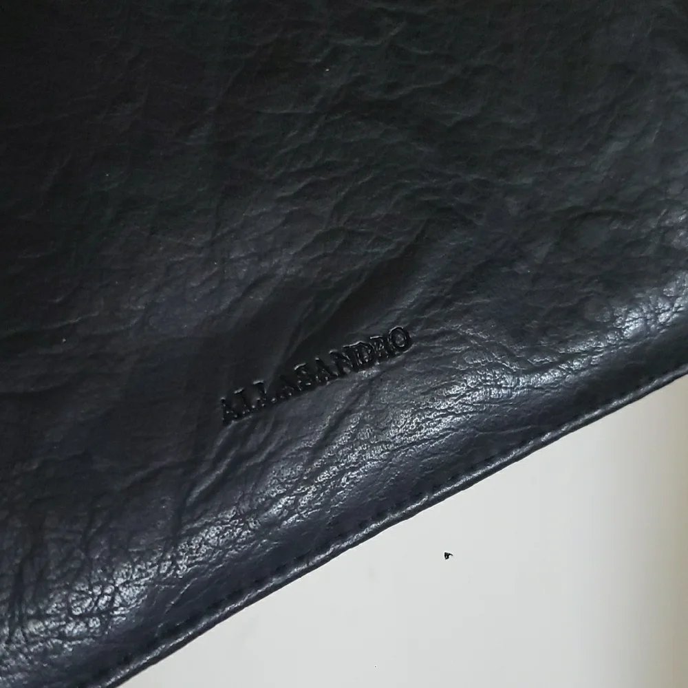Sandro Black Leather Crossbody Bag with Adjustable Strap - Picture 6 of 6